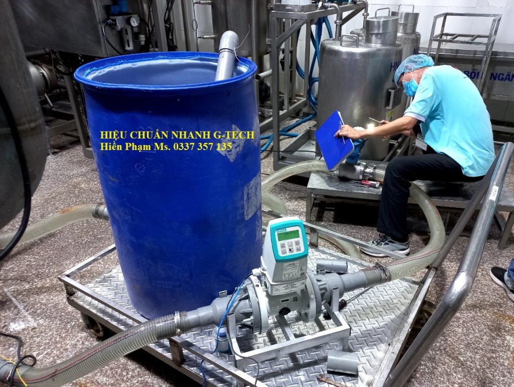 Hiệu chuẩn thiết bị đo lưu lượng flow meter tại nhà máy.